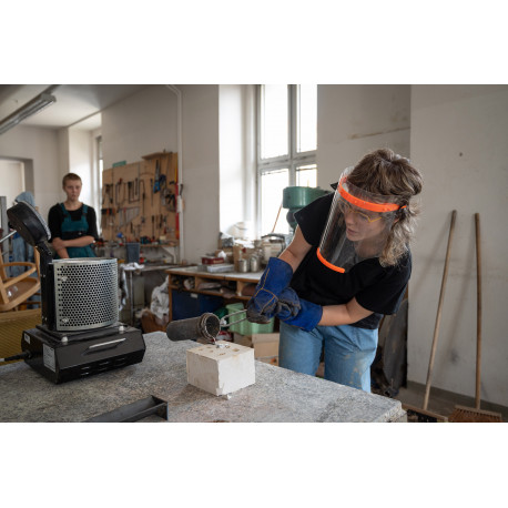 veřejnost - Model, forma, odlitek